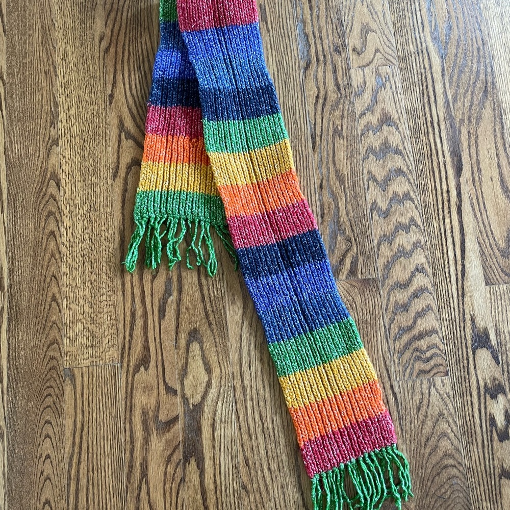 Handmade wool scarf OS - Picture 3 of 4